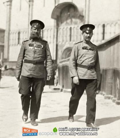 ДВОЕ СТРАЖЕЙ КРЕМЛЯ 1914 год