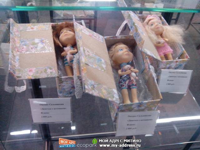 Авторские игрушки в галерее "Пространство кукол" в Ветошном