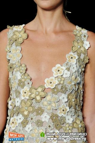 MOSCHINO-CEC-SPRING-2012-RTW-DETAILS-015 runway
