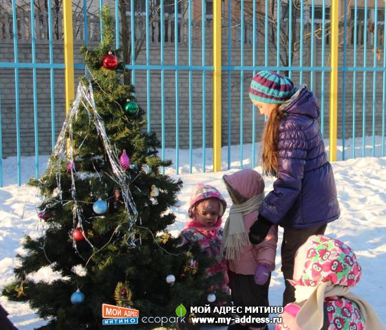 Новый Год 2012 в нашем дворе